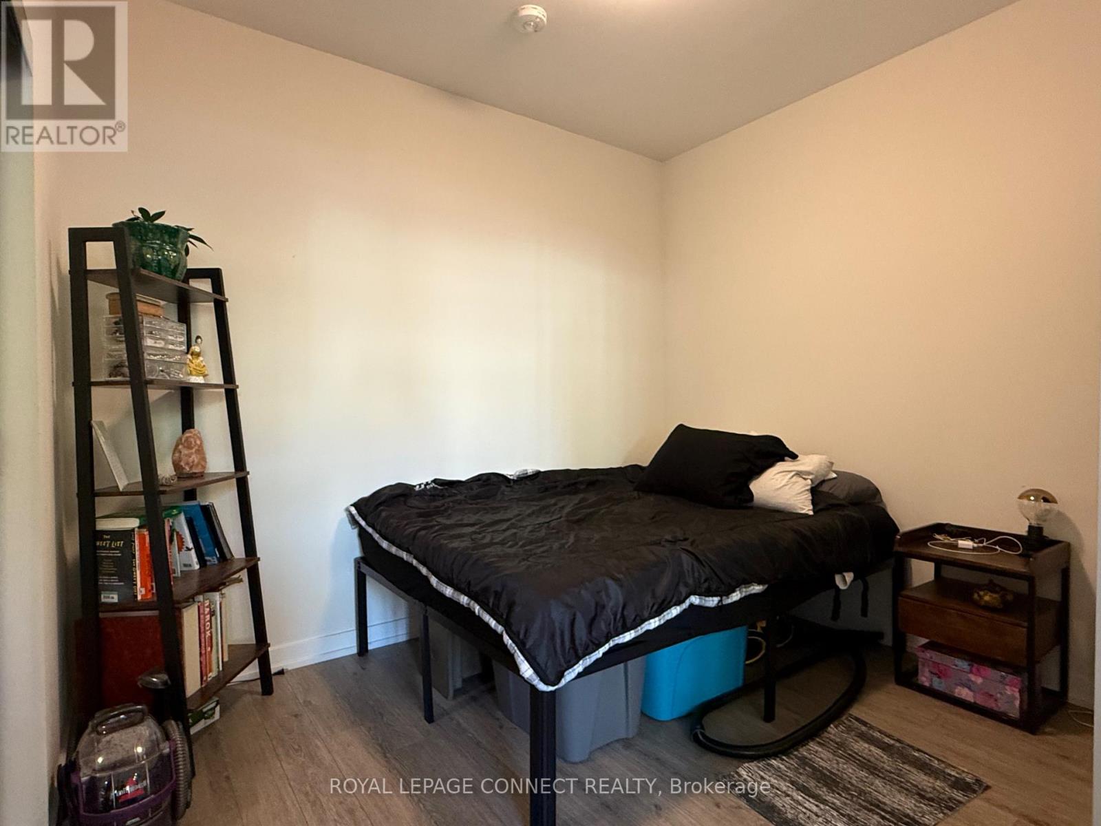 112 - 2300 St Clair Avenue W, Toronto, Ontario  M4V 0A2 - Photo 5 - W12463155