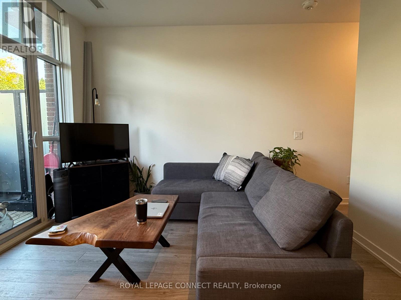 112 - 2300 St Clair Avenue W, Toronto, Ontario  M4V 0A2 - Photo 8 - W12463155