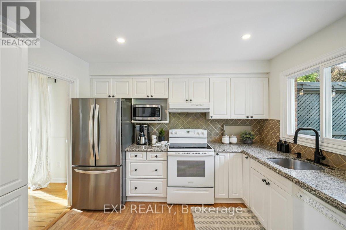 1173 Bridlewood Trail, Oakville, Ontario  L6M 2L3 - Photo 13 - W12463166