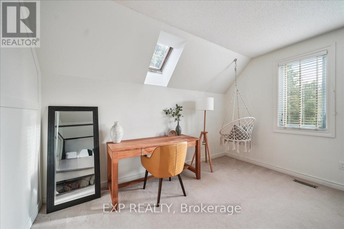 1173 Bridlewood Trail, Oakville, Ontario  L6M 2L3 - Photo 21 - W12463166