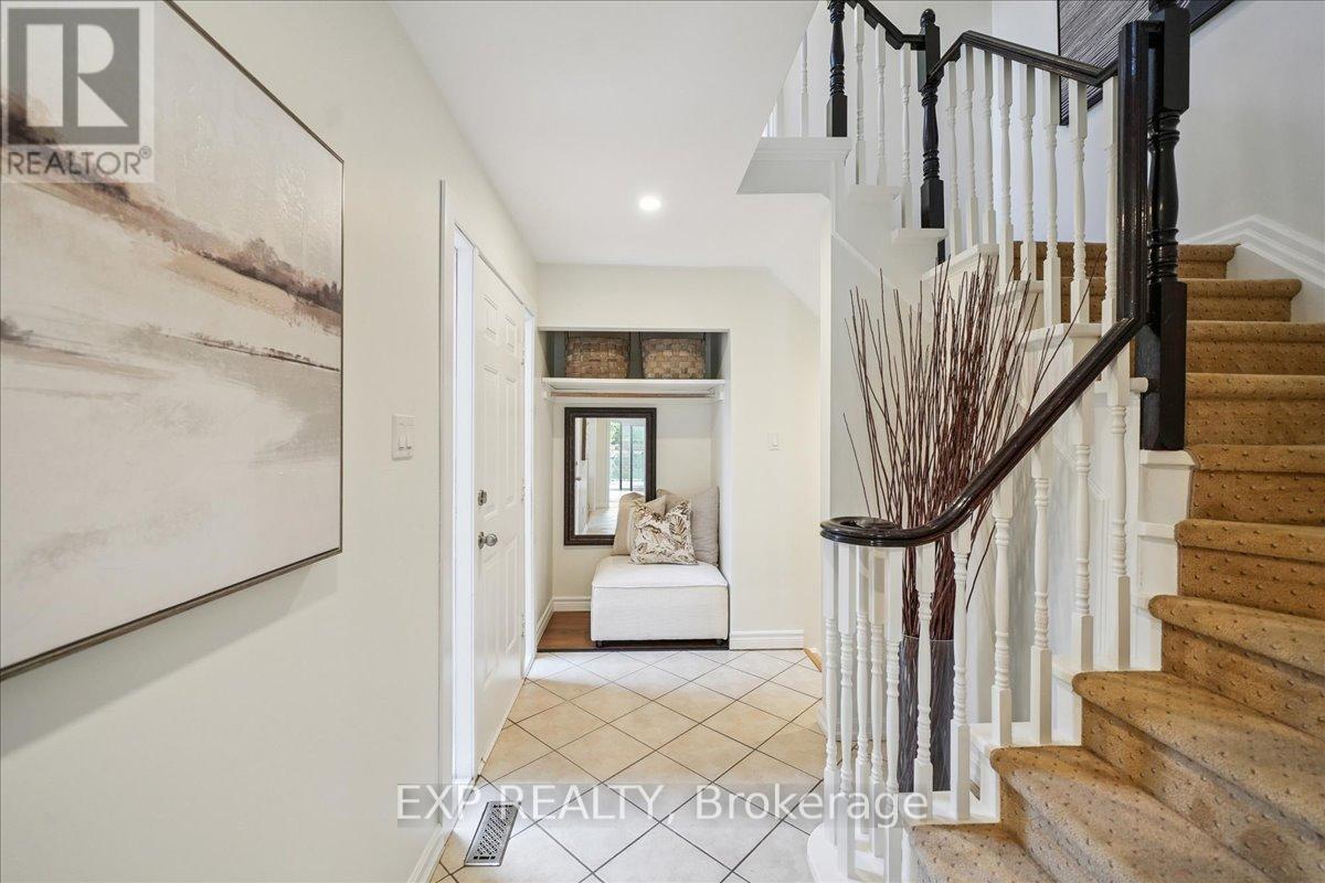 1173 Bridlewood Trail, Oakville, Ontario  L6M 2L3 - Photo 4 - W12463166