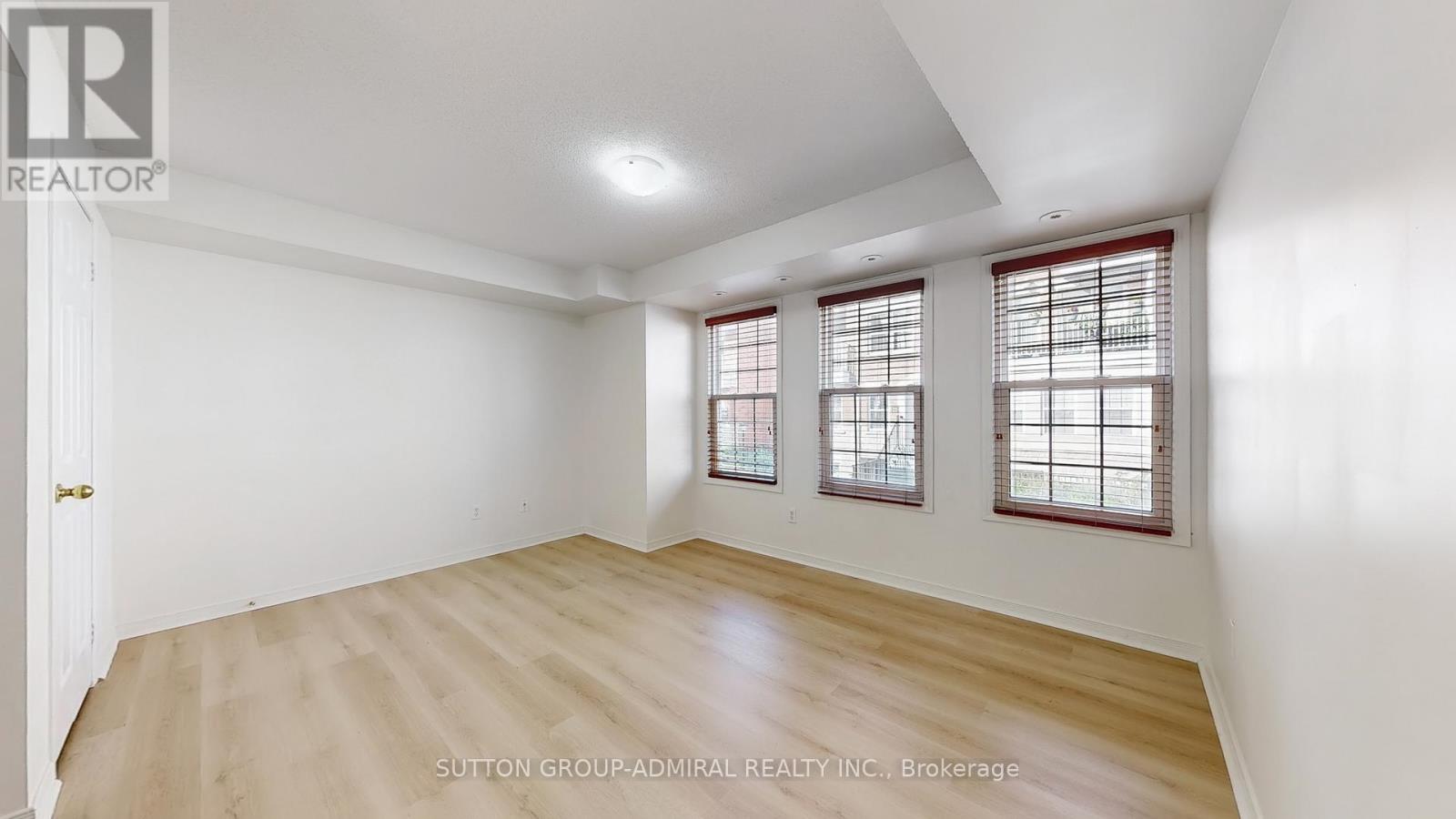 91 - 37 Four Winds Drive, Toronto, Ontario  M3J 1K7 - Photo 23 - W12463179