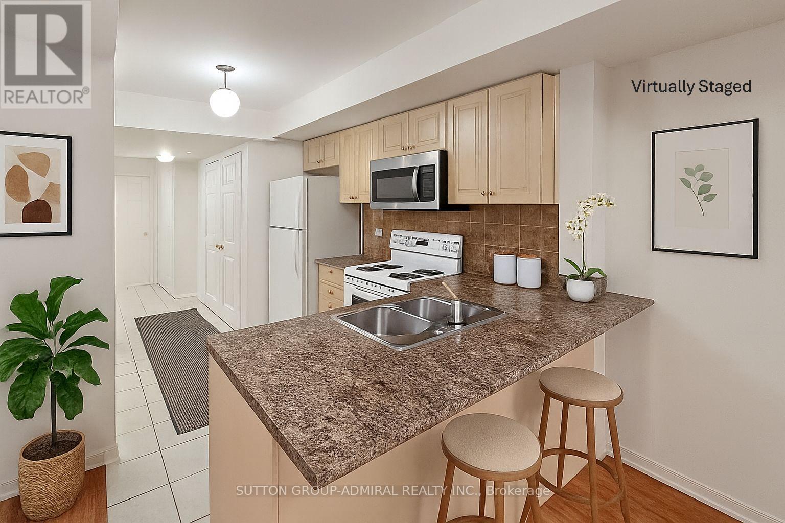 91 - 37 Four Winds Drive, Toronto, Ontario  M3J 1K7 - Photo 7 - W12463179