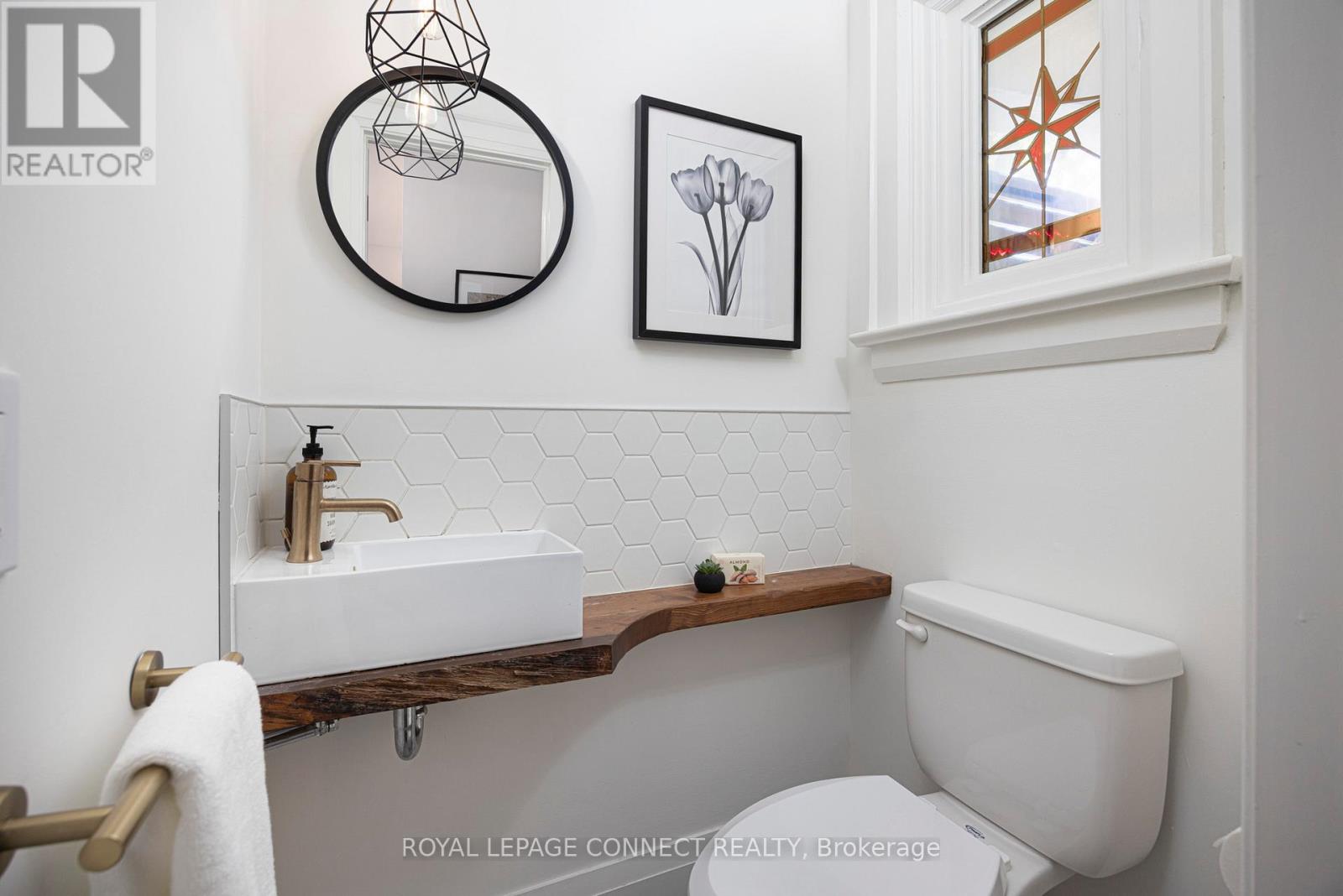 123 High Park Avenue, Toronto, Ontario  M6P 2S3 - Photo 11 - W12463198
