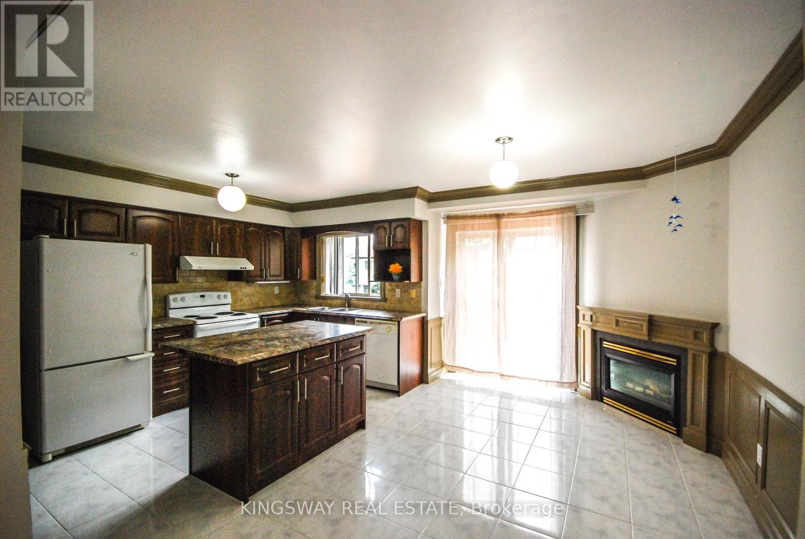 71 - 1480 Britannia Road W, Mississauga, Ontario  L5V 2K4 - Photo 7 - W12463229