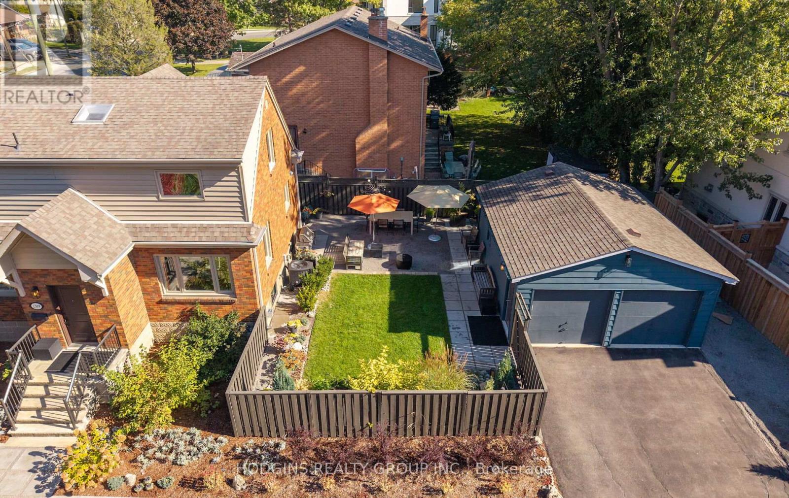 1319 Lakebreeze Drive, Mississauga, Ontario  L5G 3W7 - Photo 41 - W12463237