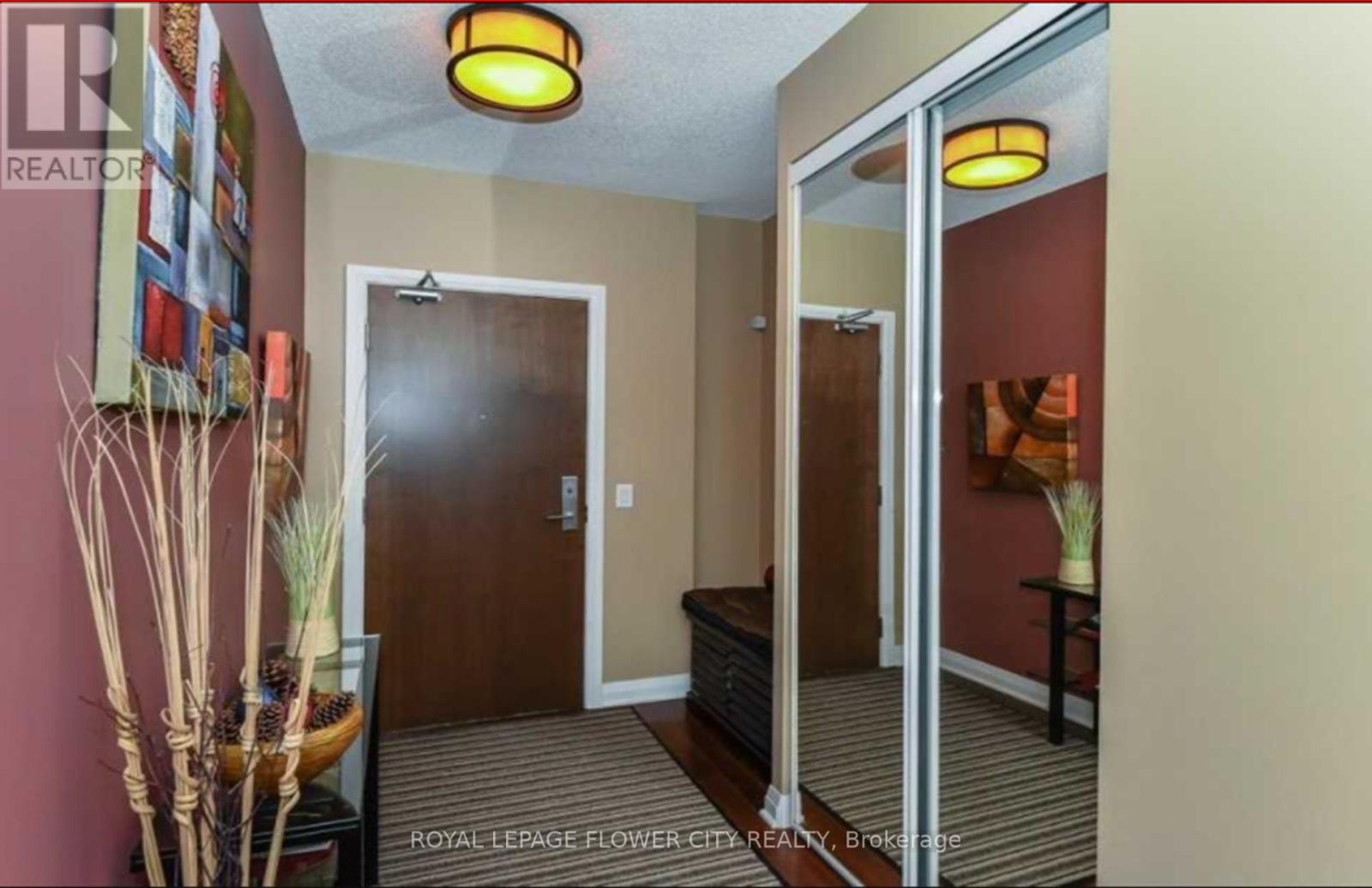 414 - 1055 Southdown Road, Mississauga, Ontario  L5J 0A3 - Photo 11 - W12463238