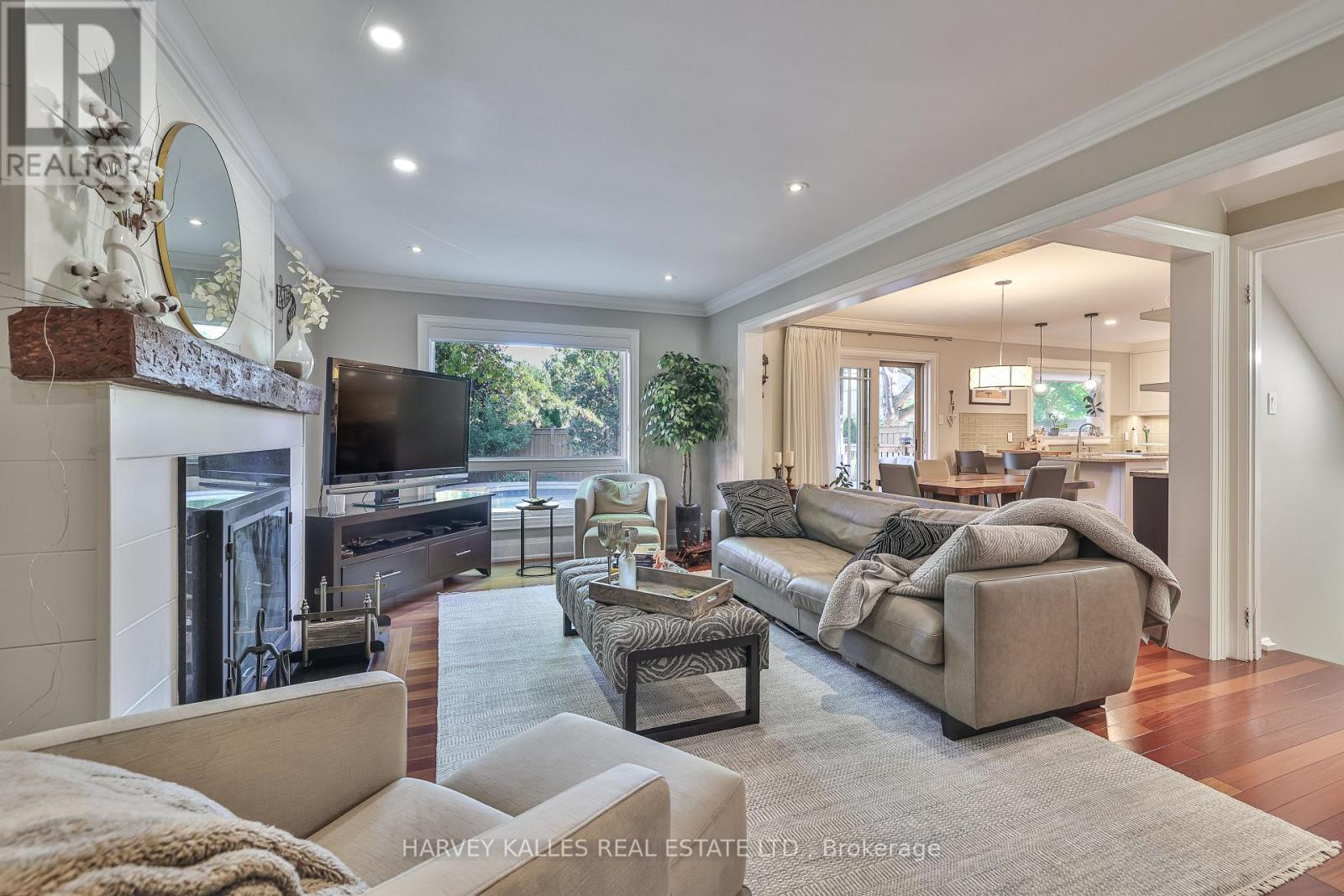 1240 Rosethorne Road, Oakville, Ontario  L6M 1H6 - Photo 14 - W12463250