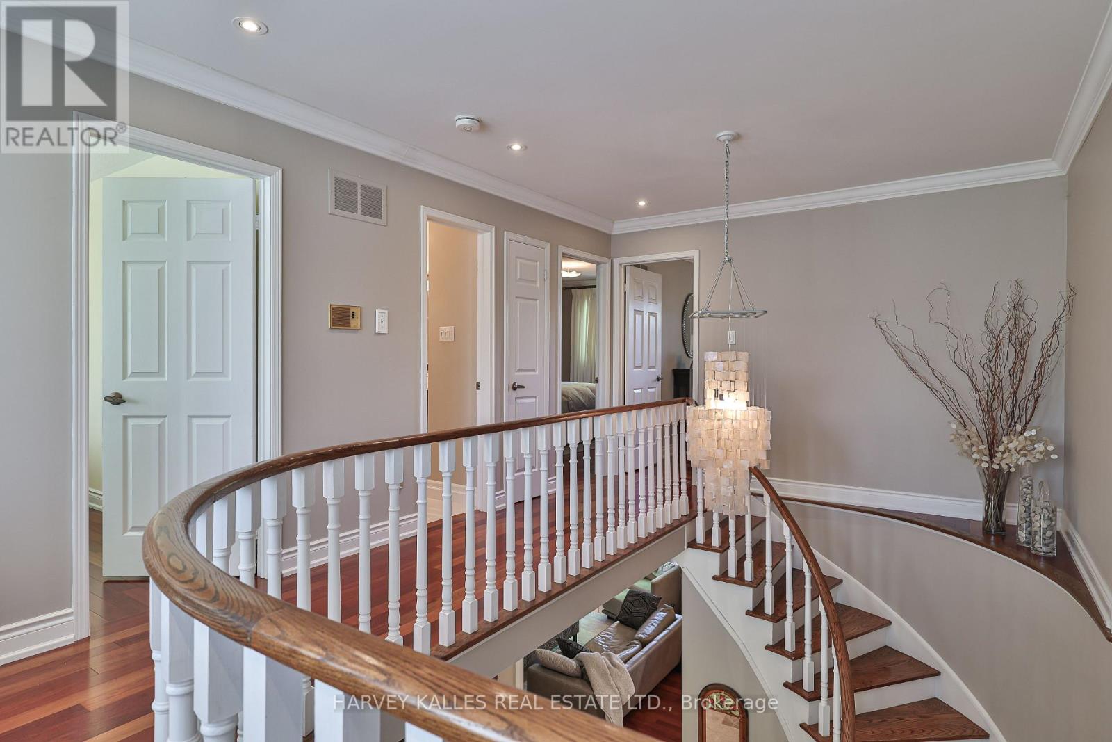 1240 Rosethorne Road, Oakville, Ontario  L6M 1H6 - Photo 25 - W12463250
