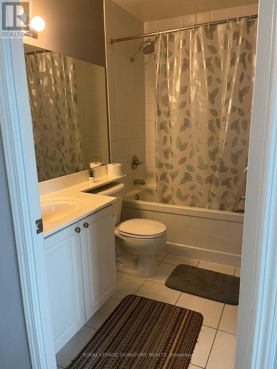 2211 - 33 Elm Drive, Mississauga, Ontario  L5B 4M2 - Photo 11 - W12463302