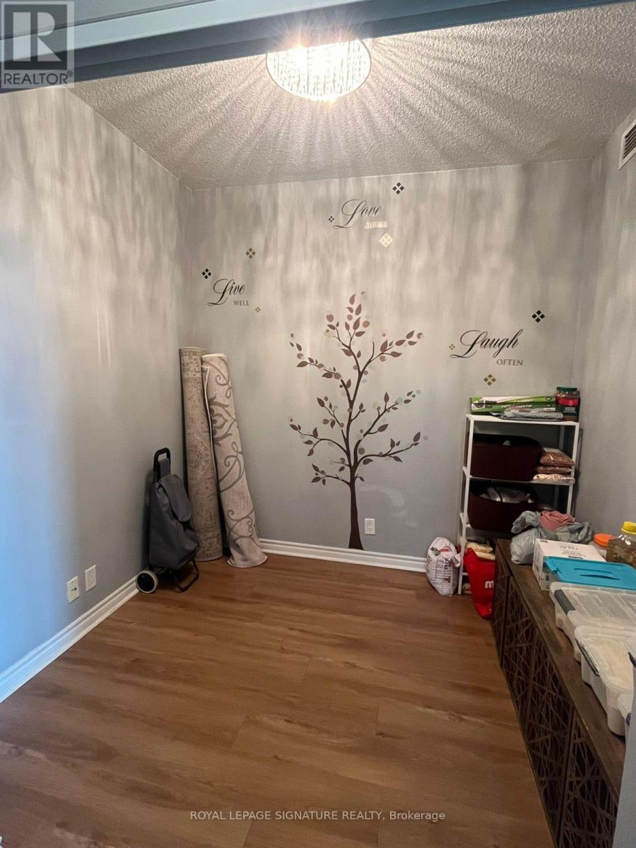 2211 - 33 Elm Drive, Mississauga, Ontario  L5B 4M2 - Photo 12 - W12463302