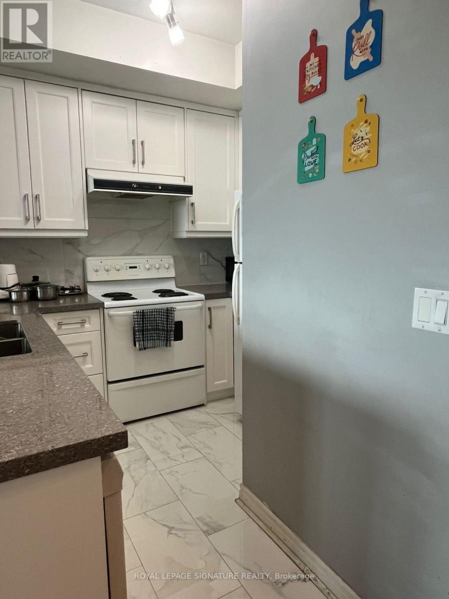 2211 - 33 Elm Drive, Mississauga, Ontario  L5B 4M2 - Photo 7 - W12463302
