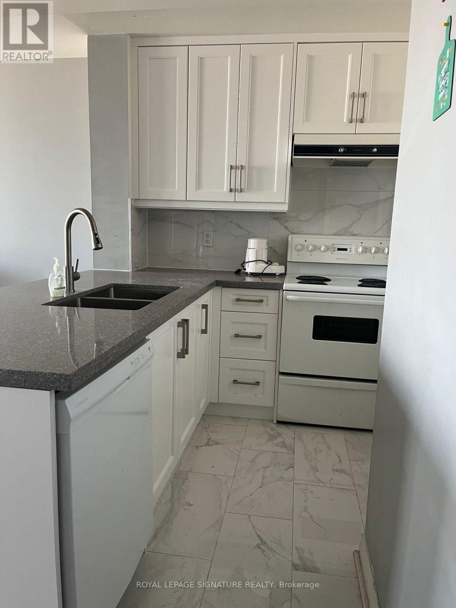 2211 - 33 Elm Drive, Mississauga, Ontario  L5B 4M2 - Photo 8 - W12463302