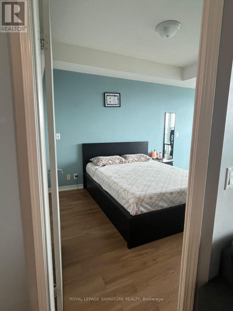 2211 - 33 Elm Drive, Mississauga, Ontario  L5B 4M2 - Photo 9 - W12463302