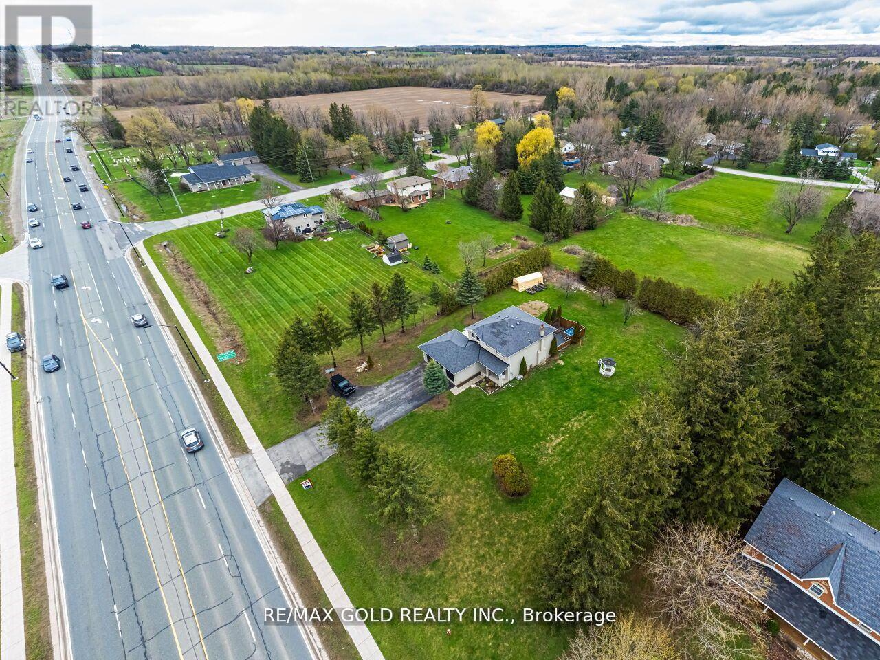 18555 Hurontario Street E, Caledon, Ontario  L7K 0X8 - Photo 3 - W12463309