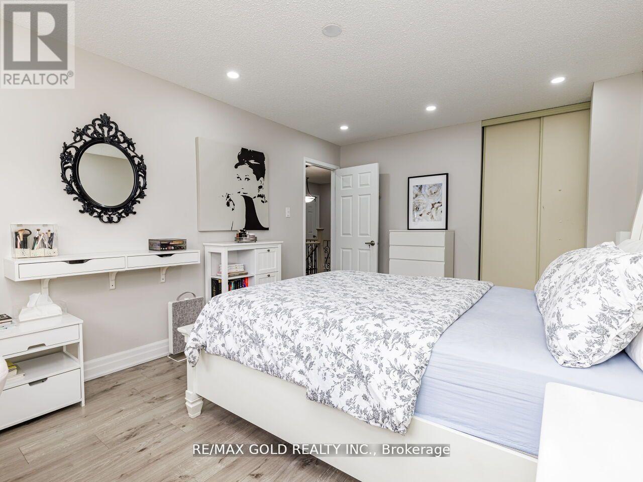 18555 Hurontario Street E, Caledon, Ontario  L7K 0X8 - Photo 37 - W12463309
