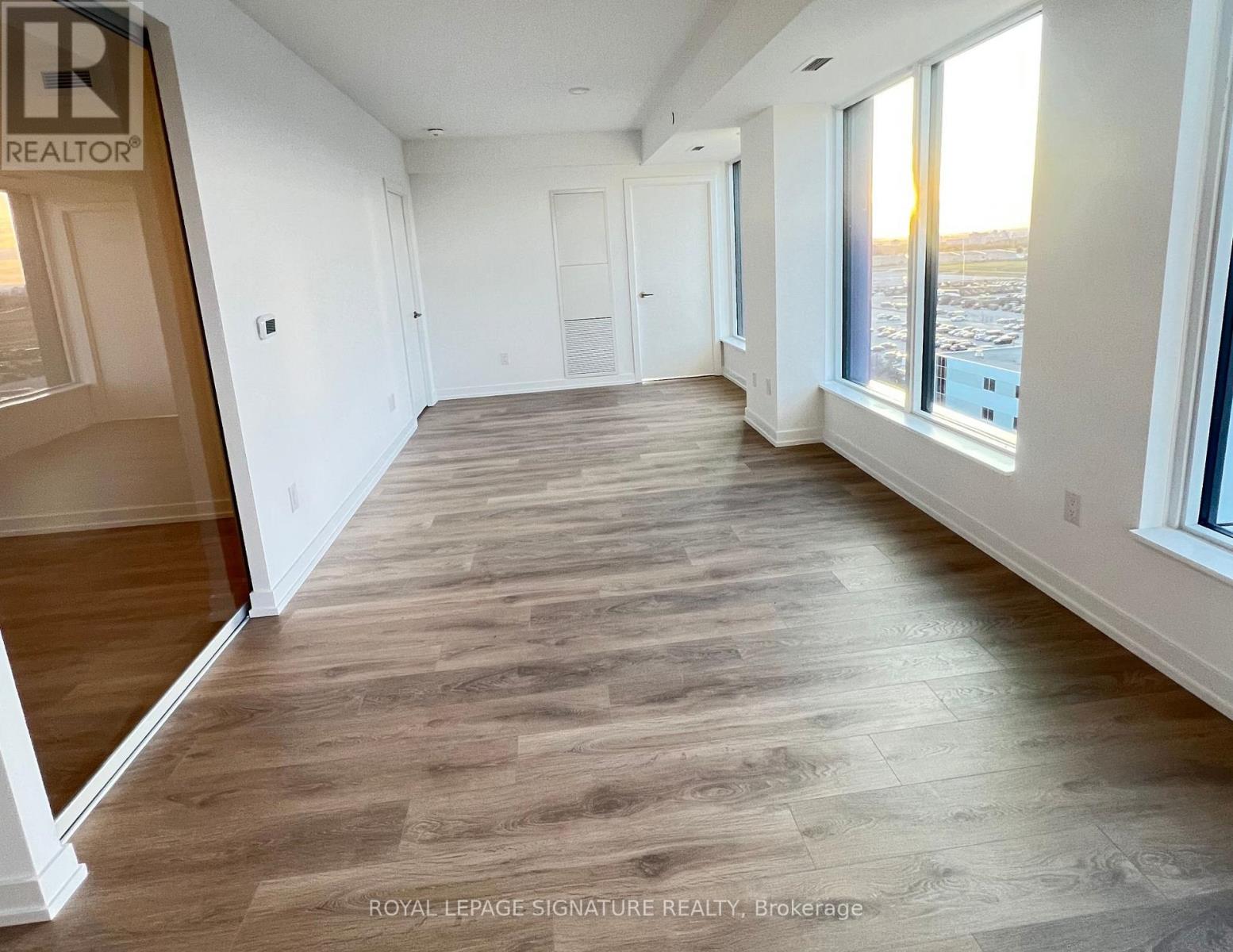 1226 - 1100 Sheppard Avenue W, Toronto, Ontario  M3K 0E4 - Photo 4 - W12463314
