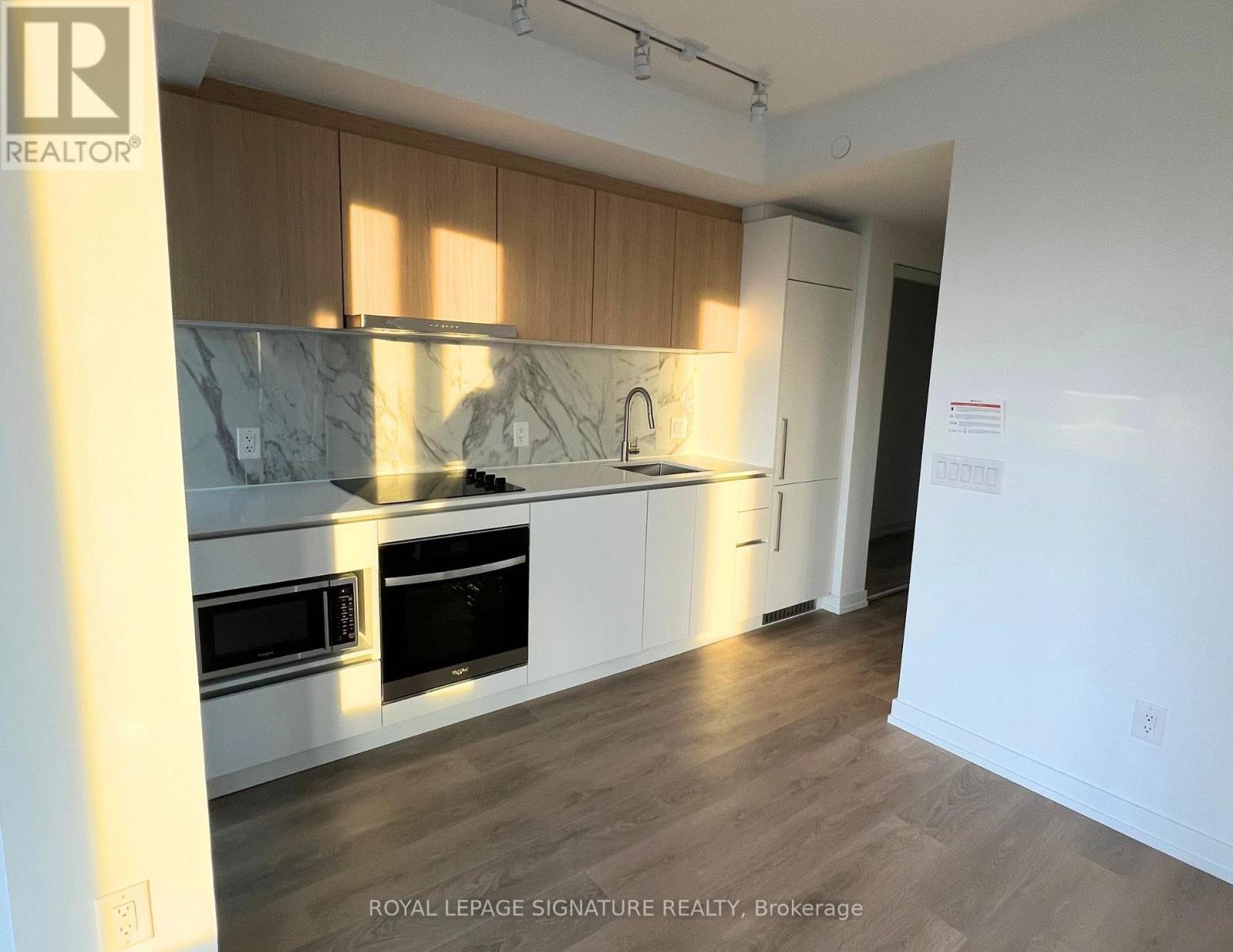 1226 - 1100 Sheppard Avenue W, Toronto, Ontario  M3K 0E4 - Photo 8 - W12463314
