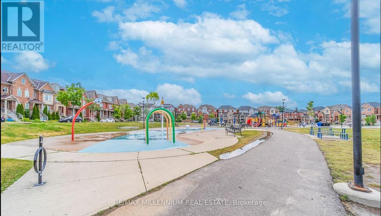 267 - 60 Parrotta Drive, Toronto, Ontario  M9M 0B4 - Photo 15 - W12463318