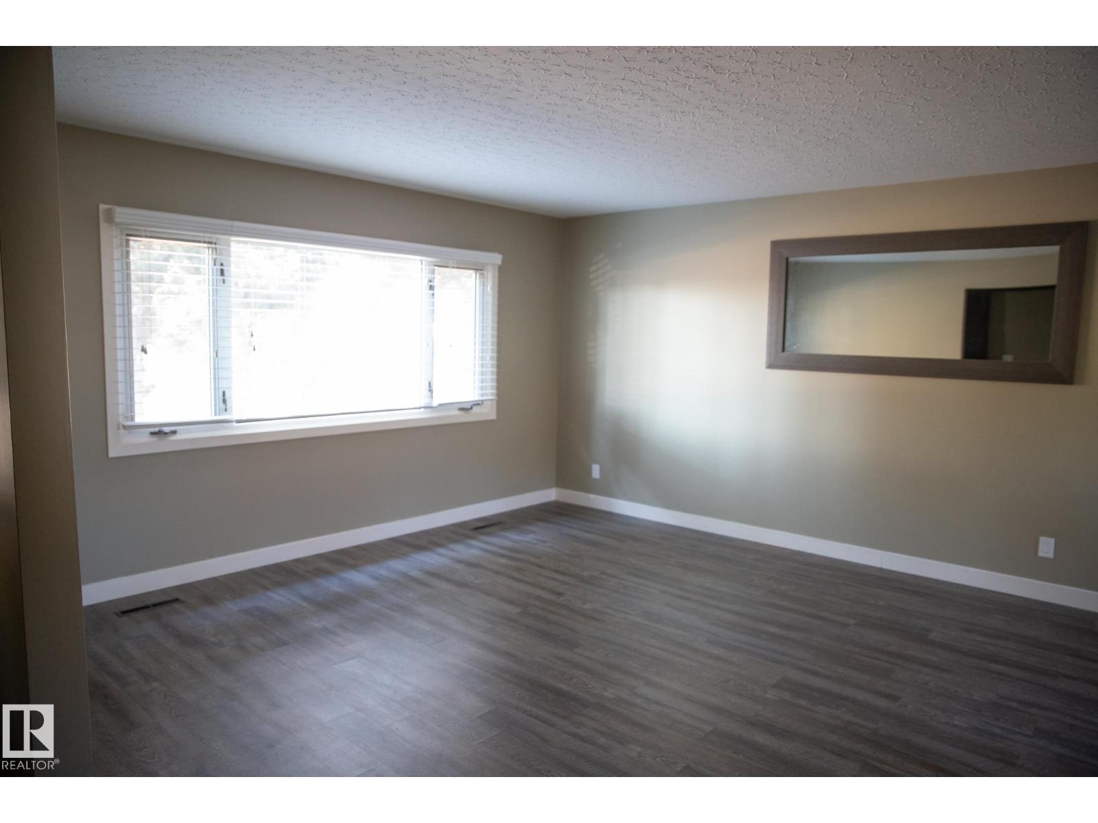 81 Sunset Bv, St. Albert, Alberta  T8N 0P2 - Photo 3 - E4462142