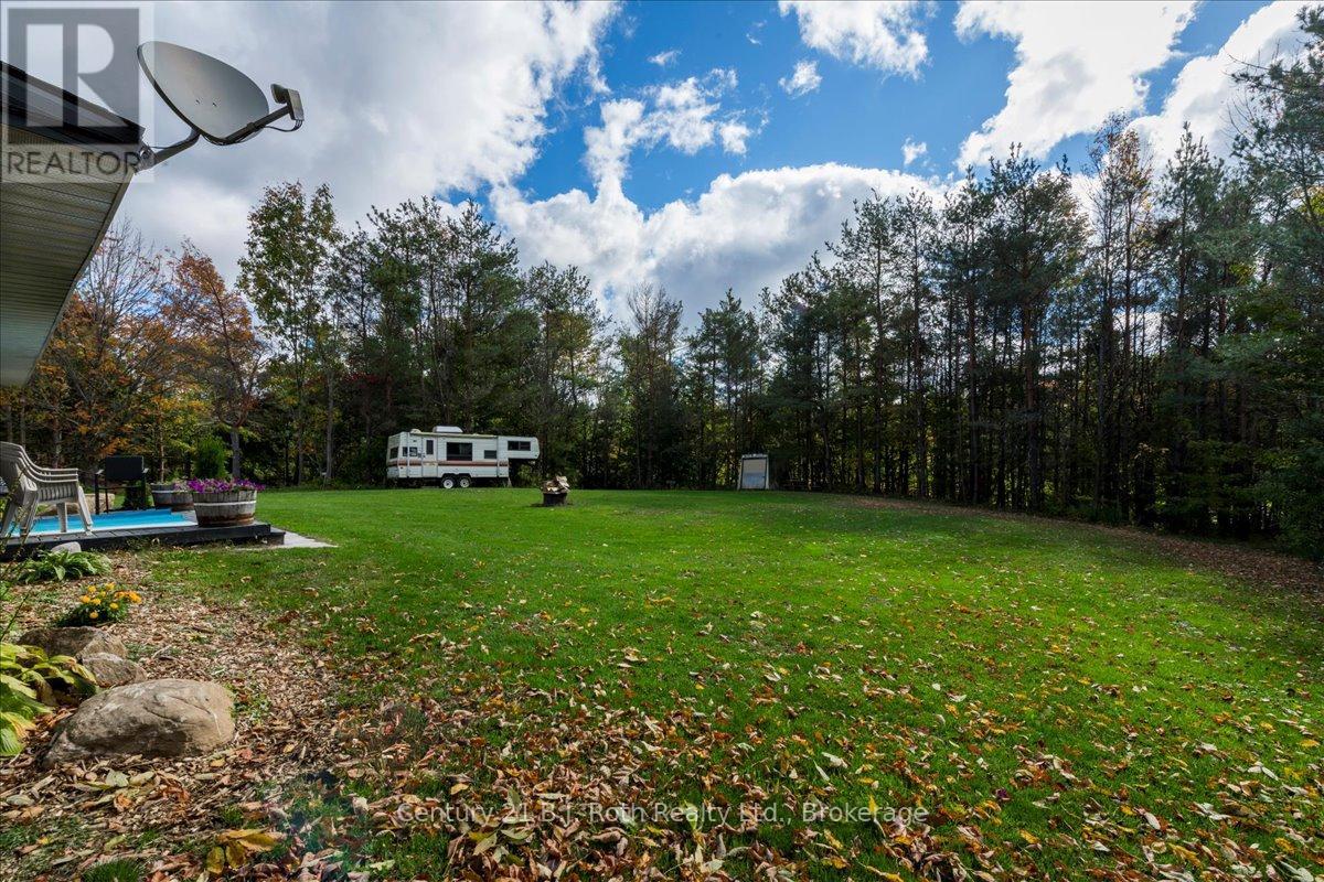 2286 Flos Ten Road E, Springwater, Ontario  L0L 1P0 - Photo 26 - S12441517
