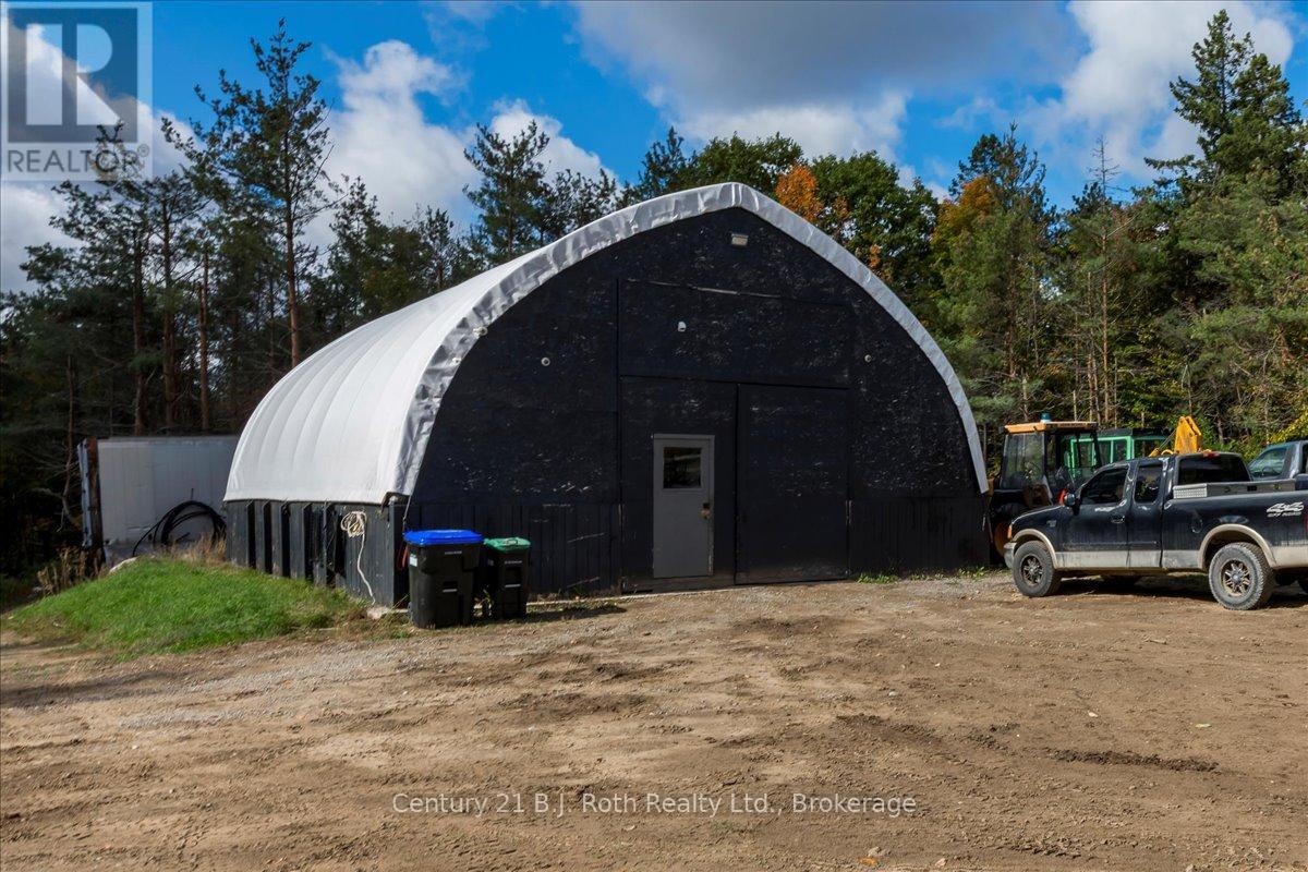 2286 Flos Ten Road E, Springwater, Ontario  L0L 1P0 - Photo 28 - S12441517