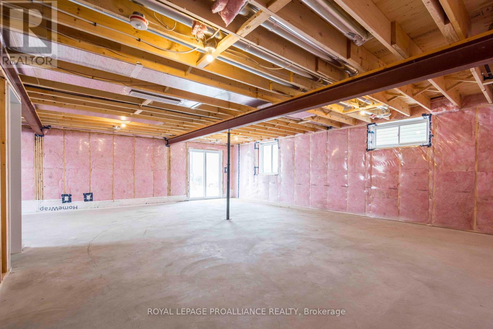 70 Stirling Crescent, Prince Edward County, Ontario  K0K 2T0 - Photo 17 - X12326022
