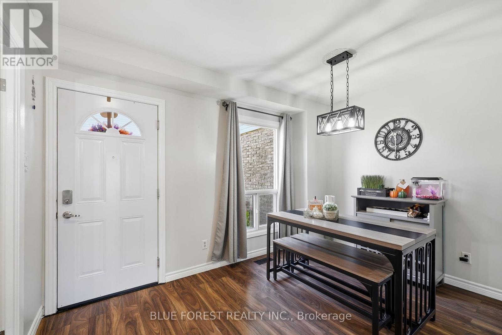 16 - 821 Southdale Road E, London South, Ontario  N6E 1V7 - Photo 2 - X12448156