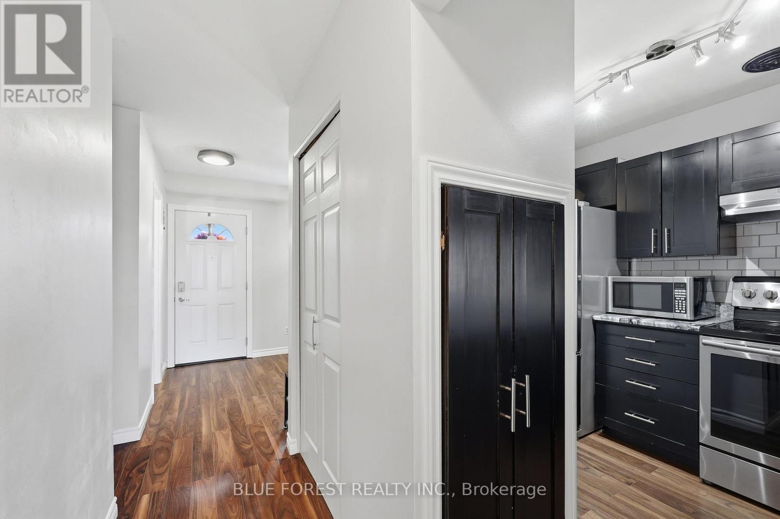 16 - 821 Southdale Road E, London South, Ontario  N6E 1V7 - Photo 5 - X12448156