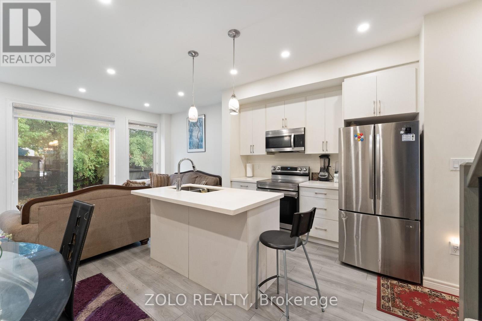 535 Quebec Street, Hamilton, Ontario  L8H 6V3 - Photo 7 - X12463157
