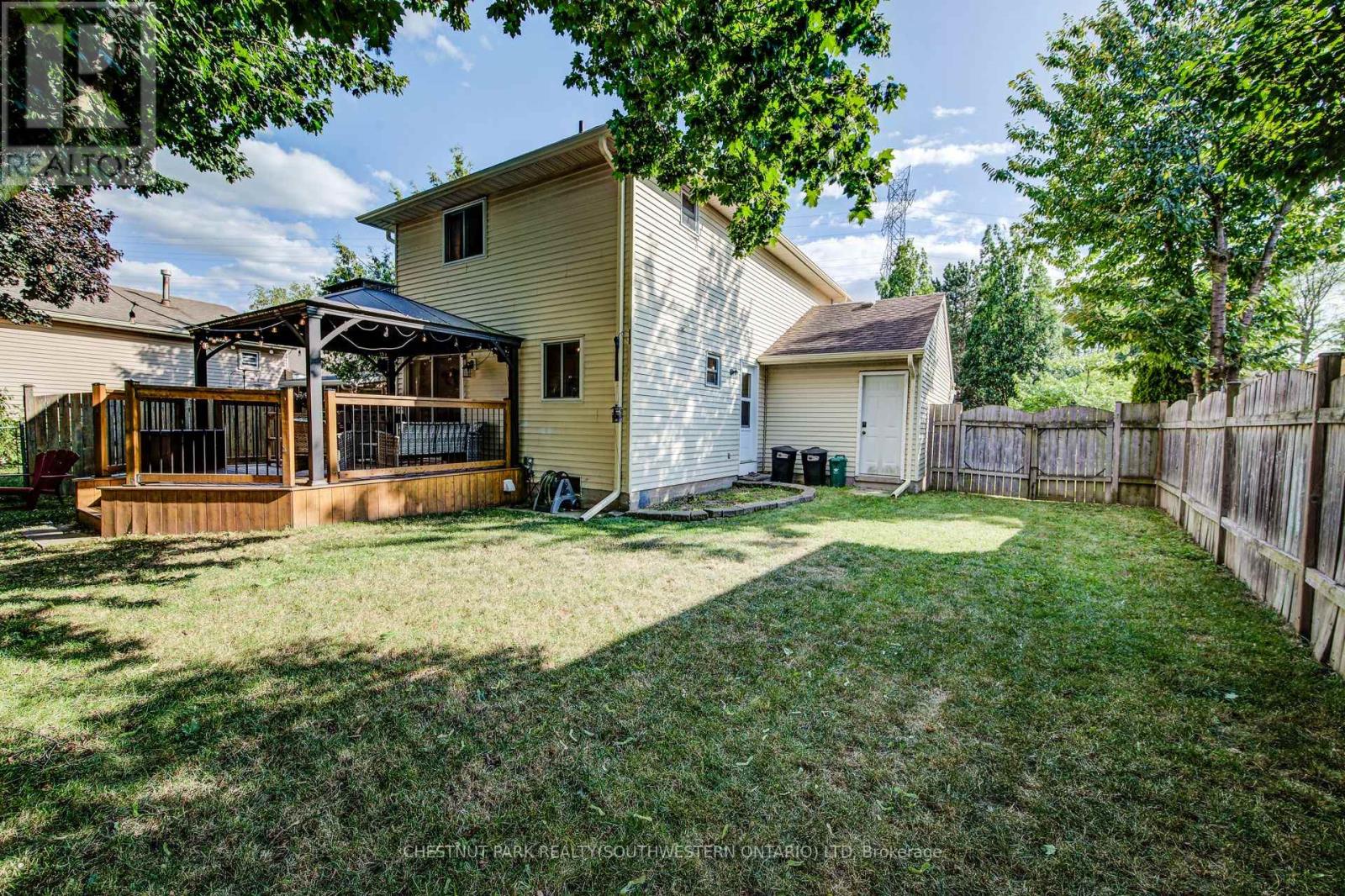 98 Rolling Meadows Drive, Kitchener, Ontario  N2N 1T6 - Photo 42 - X12463181