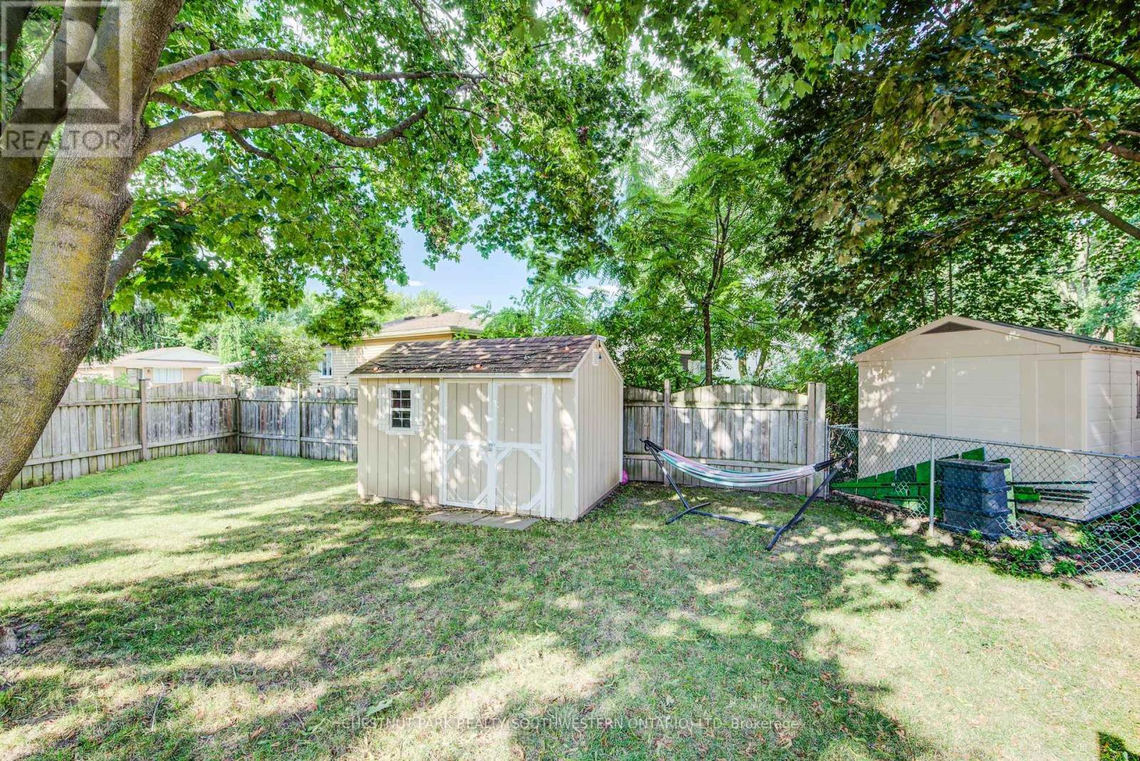 98 Rolling Meadows Drive, Kitchener, Ontario  N2N 1T6 - Photo 44 - X12463181