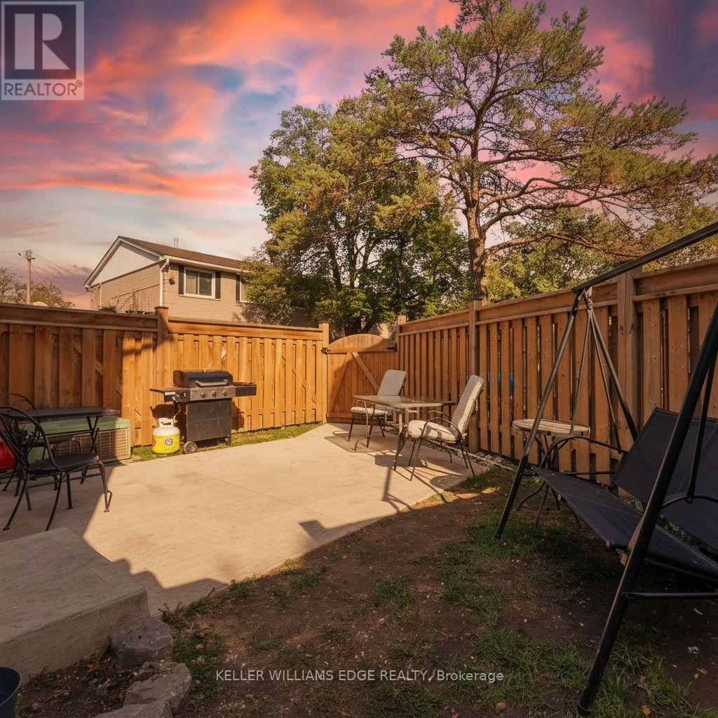 7 - 2700 Barton Street E, Hamilton, Ontario  L8E 2J7 - Photo 28 - X12463182