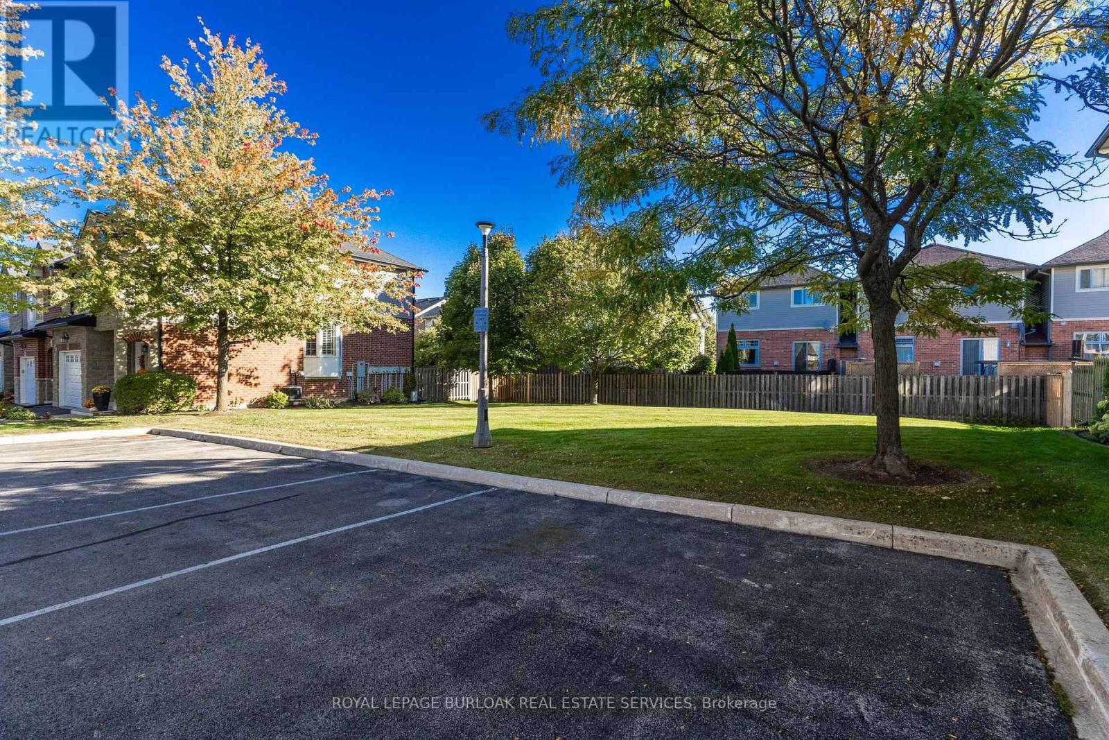 37 - 232 Stonehenge Drive, Hamilton, Ontario  L9K 1R5 - Photo 34 - X12463279