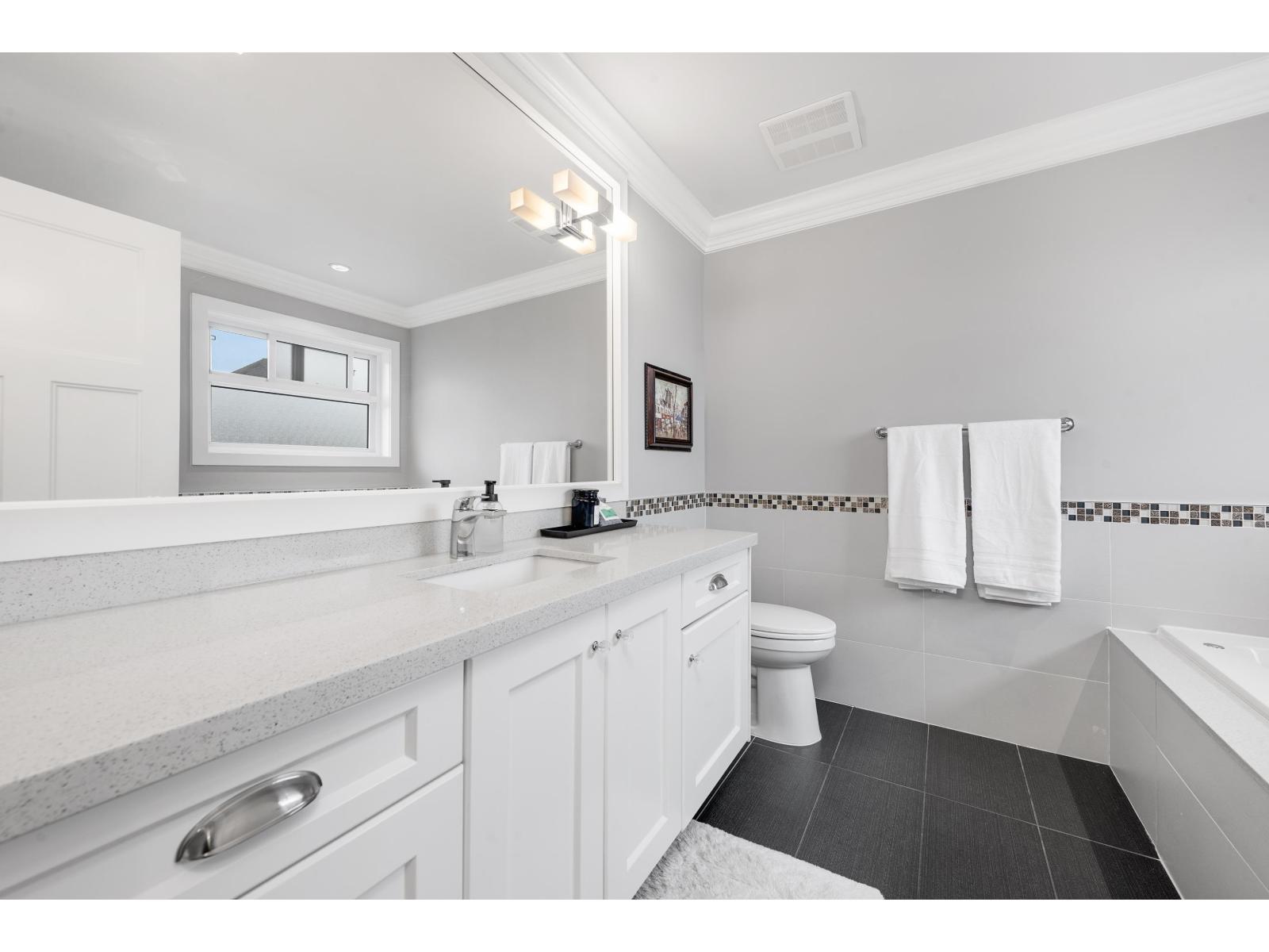 5911 131a Street, Surrey, British Columbia  V3X 0E4 - Photo 17 - R3058652