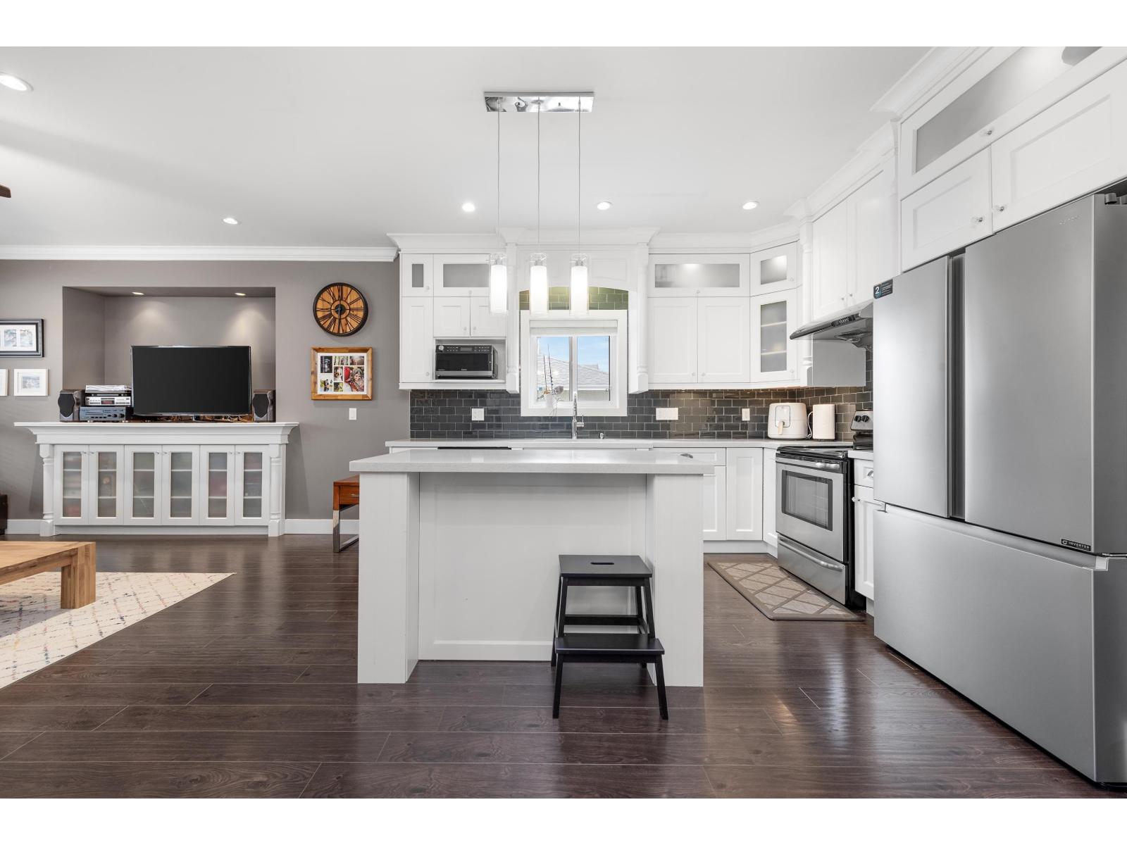 5911 131a Street, Surrey, British Columbia  V3X 0E4 - Photo 9 - R3058652