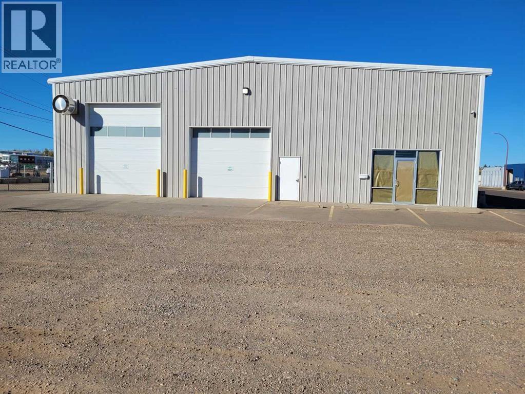 821 17 Street Sw, Medicine Hat, Alberta  T1A 1X9 - Photo 2 - A2246680