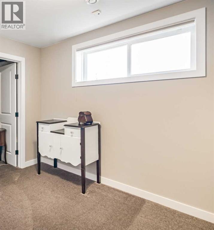 7 Leonard Close, Sylvan Lake, Alberta  T4S 0E7 - Photo 32 - A2264369