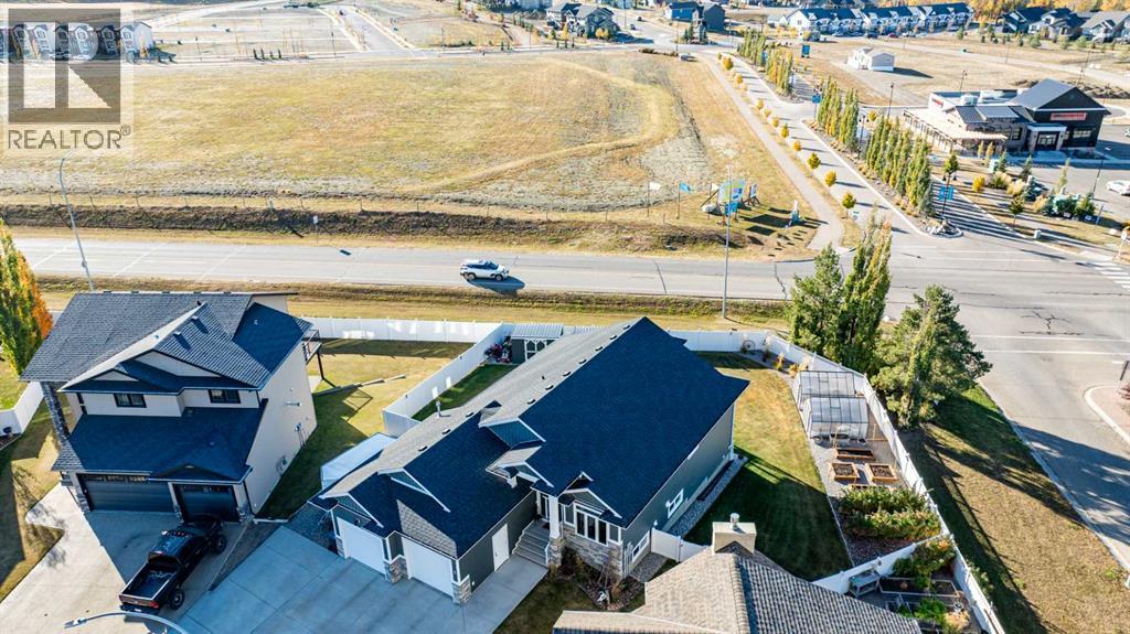 7 Leonard Close, Sylvan Lake, Alberta  T4S 0E7 - Photo 42 - A2264369