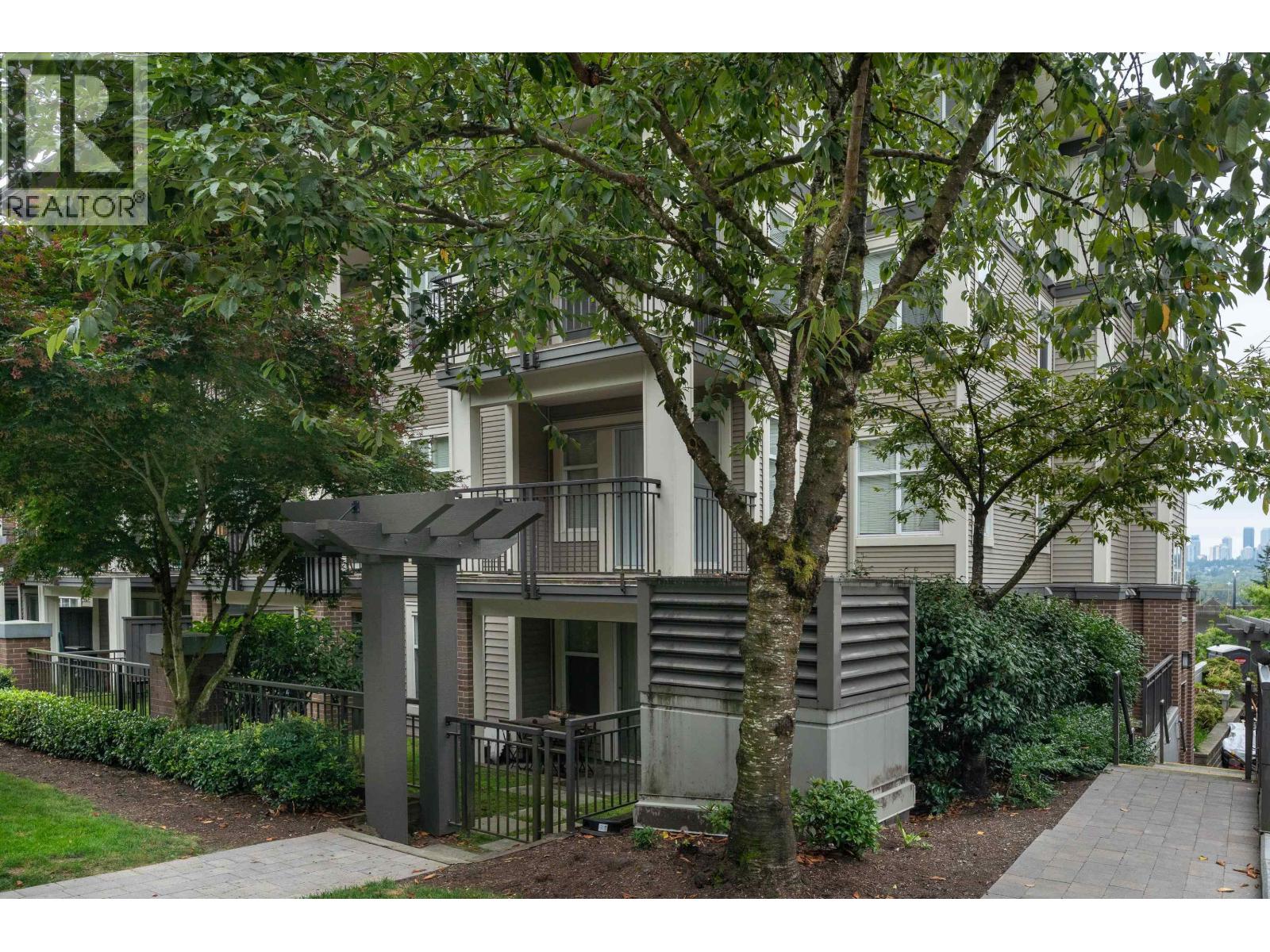 206 4768 Brentwood Drive, Burnaby, British Columbia  V5C 0C7 - Photo 4 - R3047700