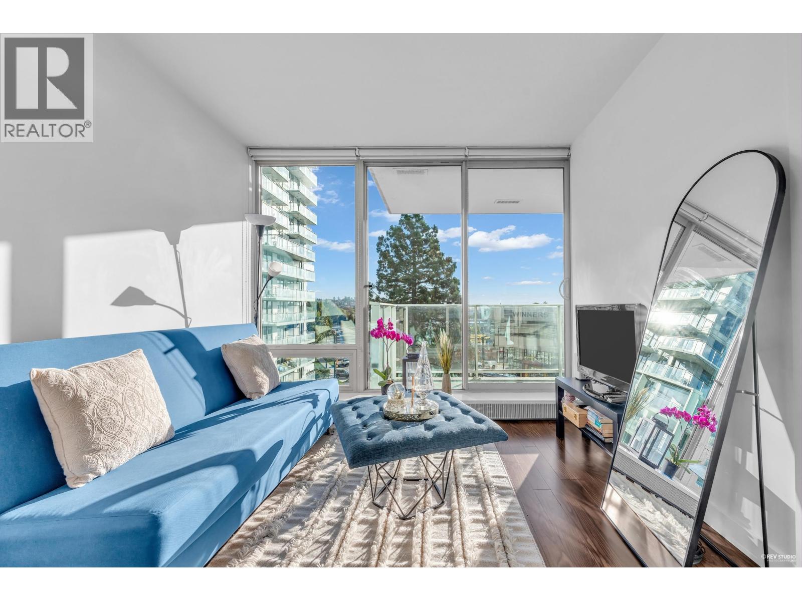 504 8131 Nunavut Lane, Vancouver, British Columbia  V5X 0E2 - Photo 3 - R3058160