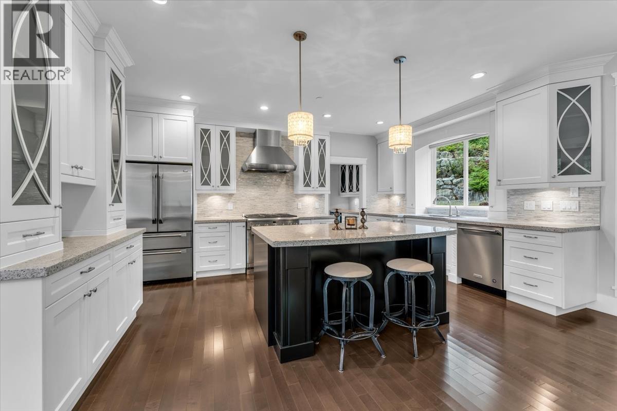 1403 Crystal Creek Drive, Anmore, British Columbia  V3H 0A3 - Photo 8 - R3056560