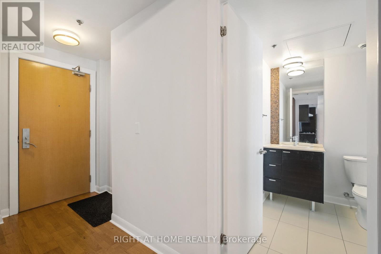 3106 - 375 King Street W, Toronto, Ontario  M5V 1K5 - Photo 15 - C12463380