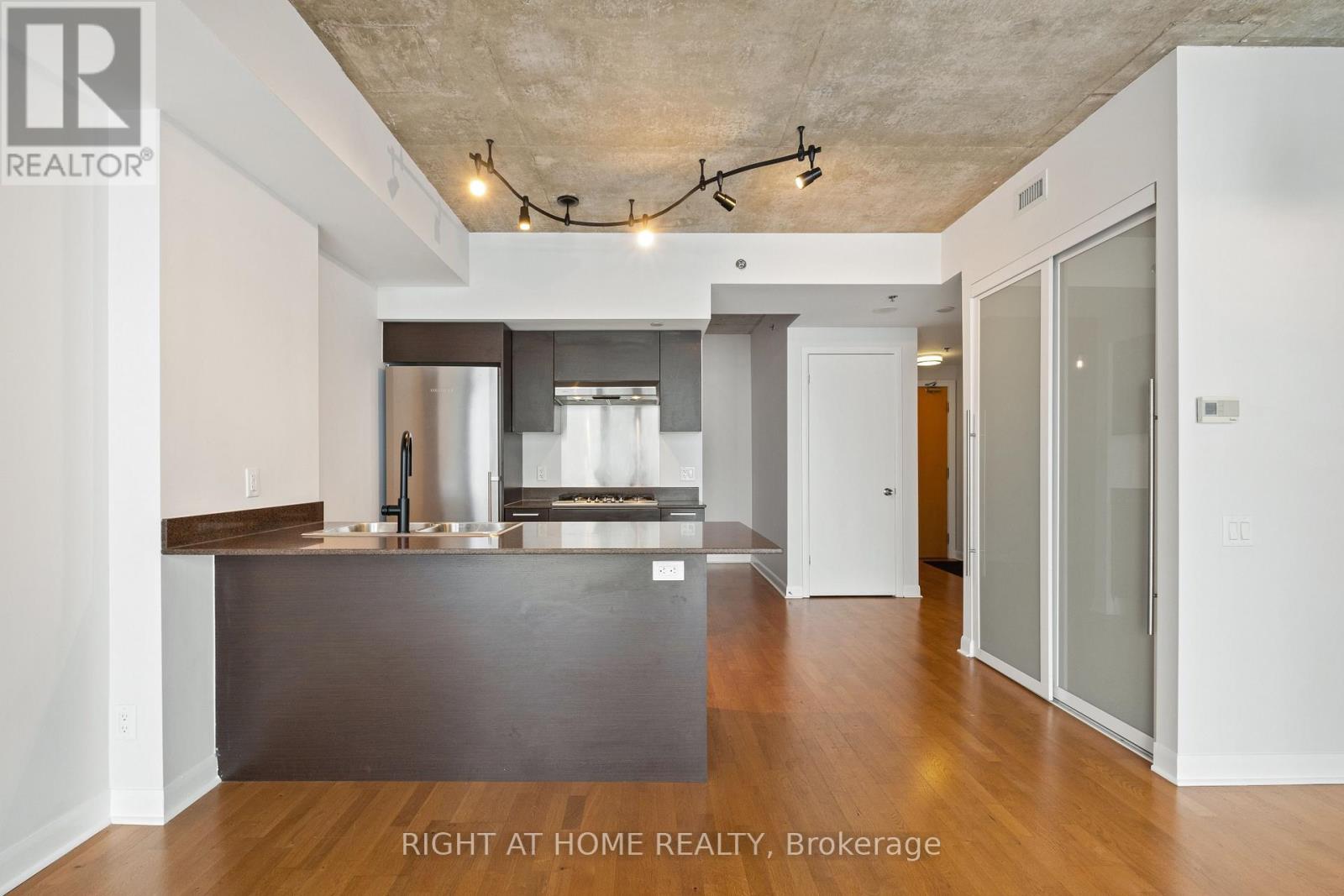 3106 - 375 King Street W, Toronto, Ontario  M5V 1K5 - Photo 19 - C12463380