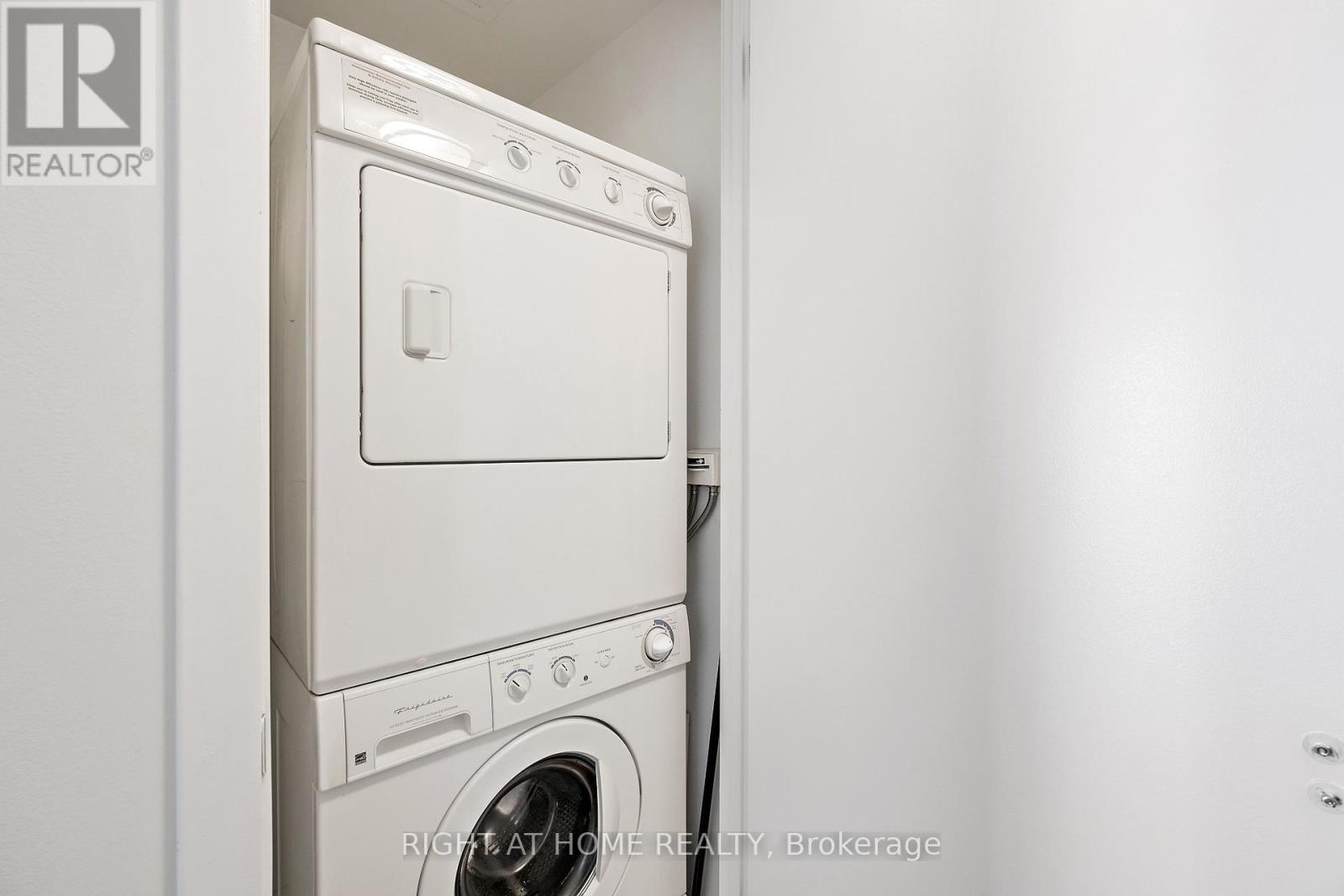 3106 - 375 King Street W, Toronto, Ontario  M5V 1K5 - Photo 9 - C12463380