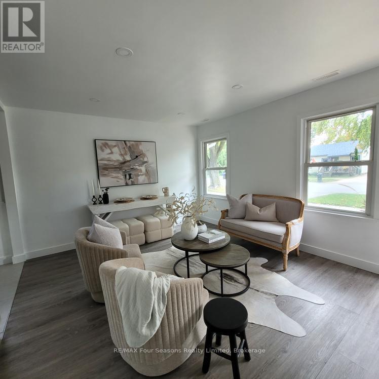 95 Eighth Street, Collingwood, Ontario  L9Y 2C6 - Photo 5 - S12457523