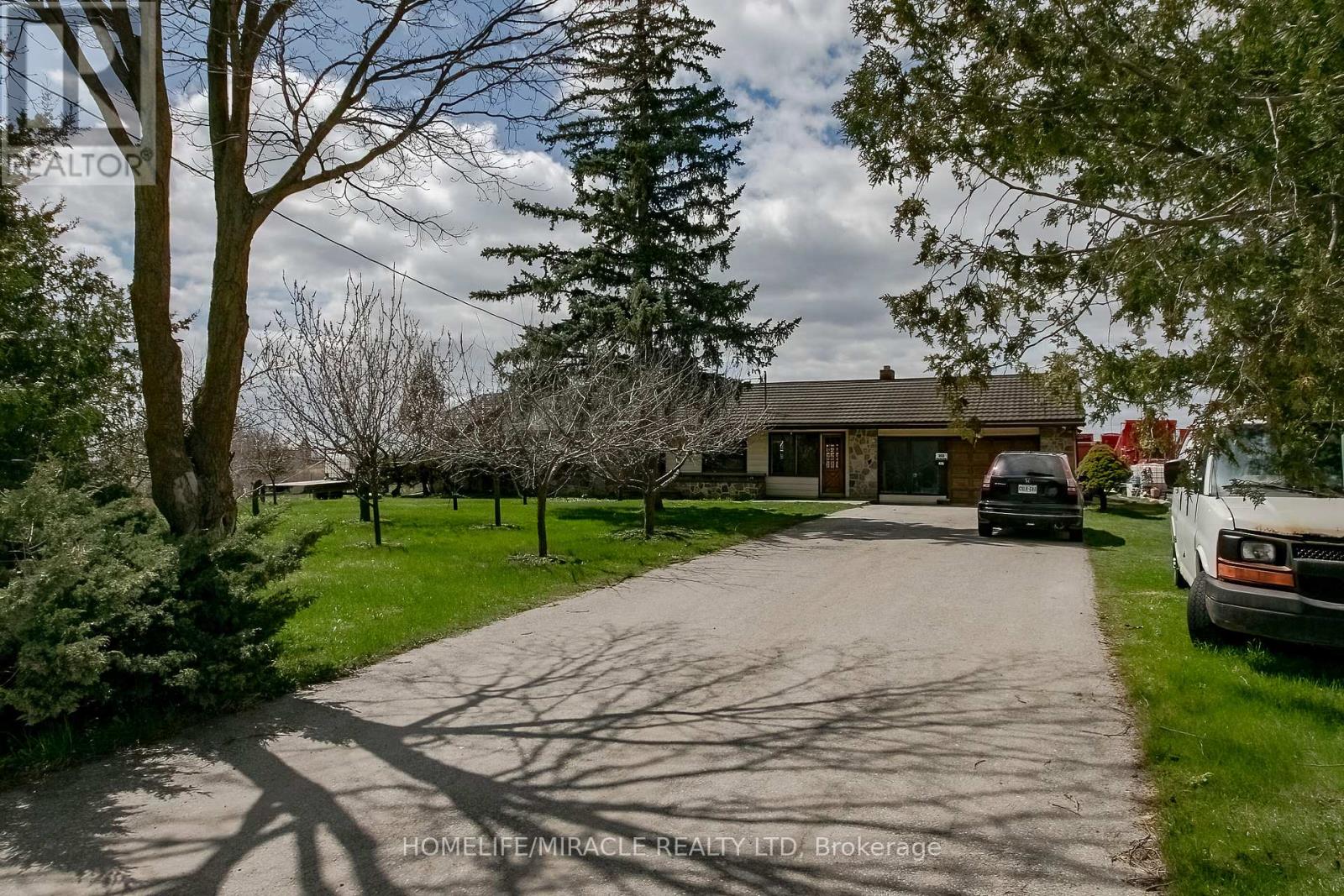 11050 Cold Creek Road, Vaughan, Ontario  L0J 1C0 - Photo 3 - N12463386