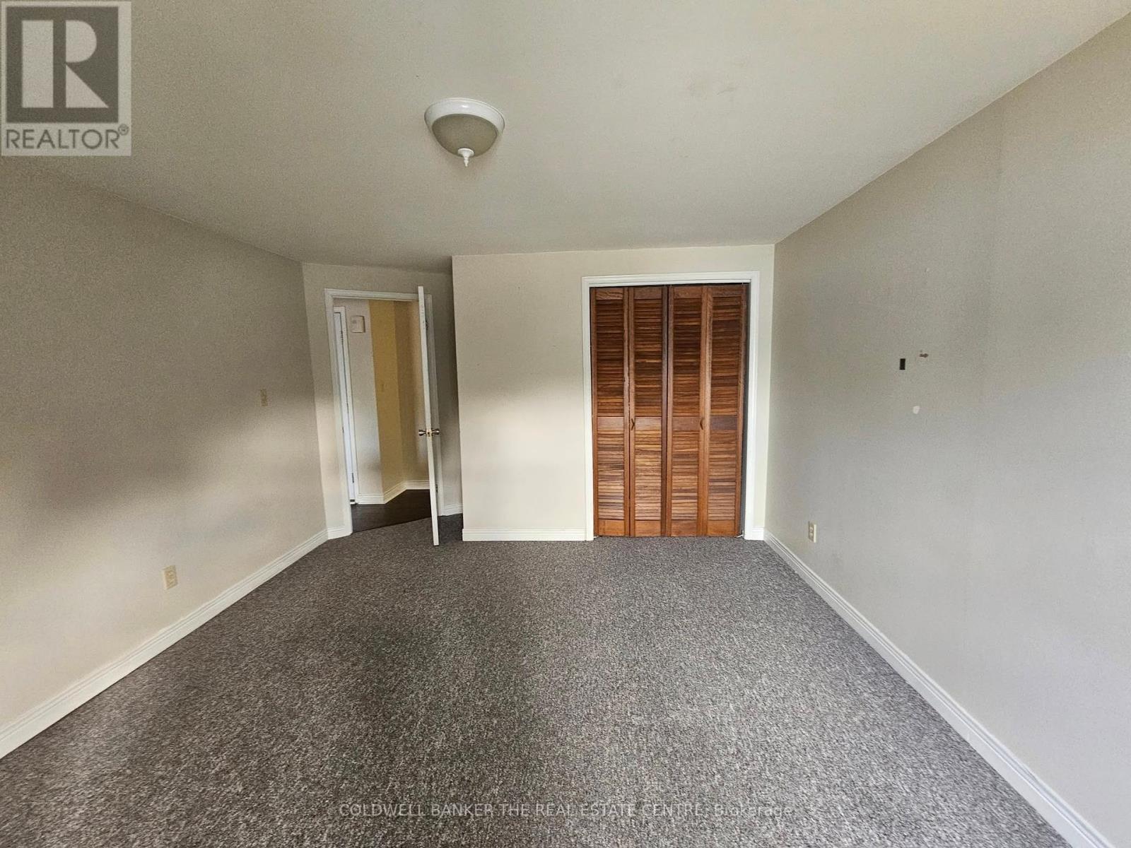 4570 Penetanguishene Road, Springwater, Ontario  L0L 1V0 - Photo 15 - S12094014
