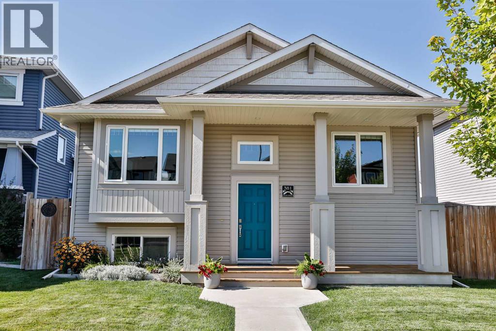 381 Moonlight Way West  W, Lethbridge, Alberta  T1J 5K1 - Photo 2 - A2261179