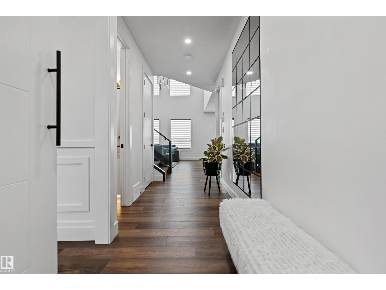 19619 26 Av Nw, Edmonton, Alberta  T6M 0X4 - Photo 6 - E4456816